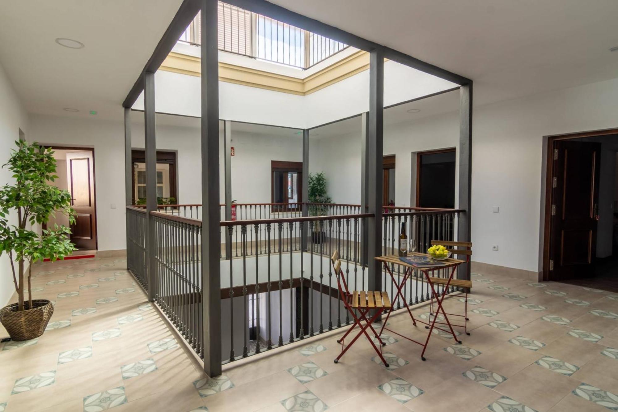 Apartamentos Turisticos Mamelon Jerez de la Frontera Zewnętrze zdjęcie