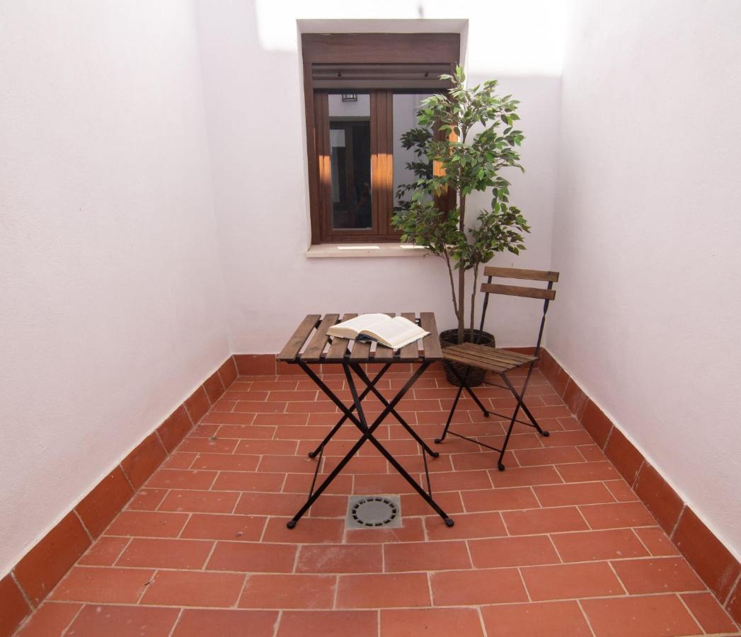 Apartamentos Turisticos Mamelon Jerez de la Frontera Zewnętrze zdjęcie