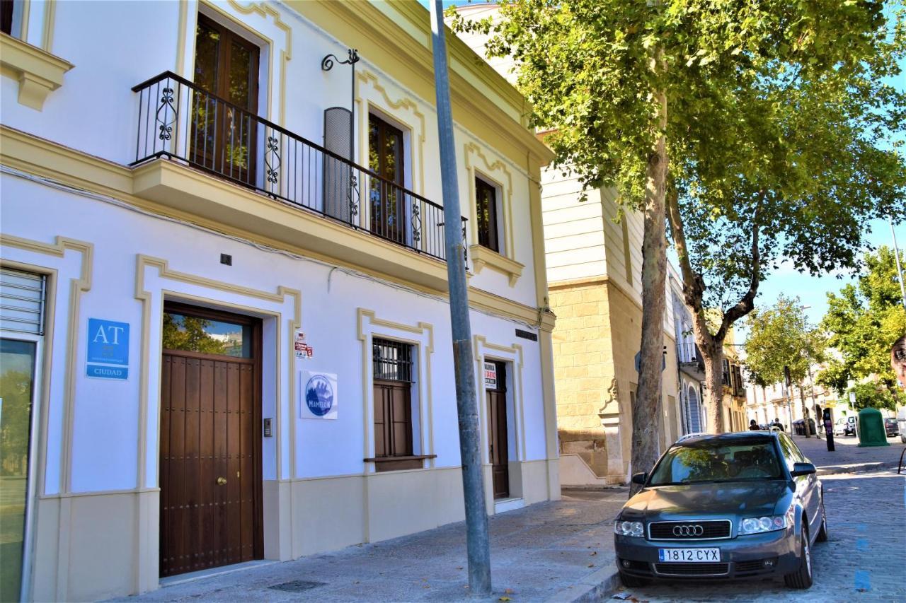 Apartamentos Turisticos Mamelon Jerez de la Frontera Zewnętrze zdjęcie