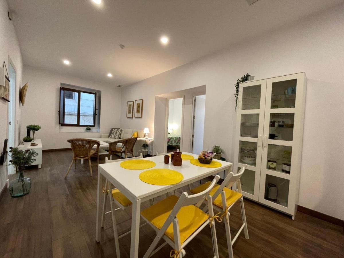Apartamentos Turisticos Mamelon Jerez de la Frontera Zewnętrze zdjęcie