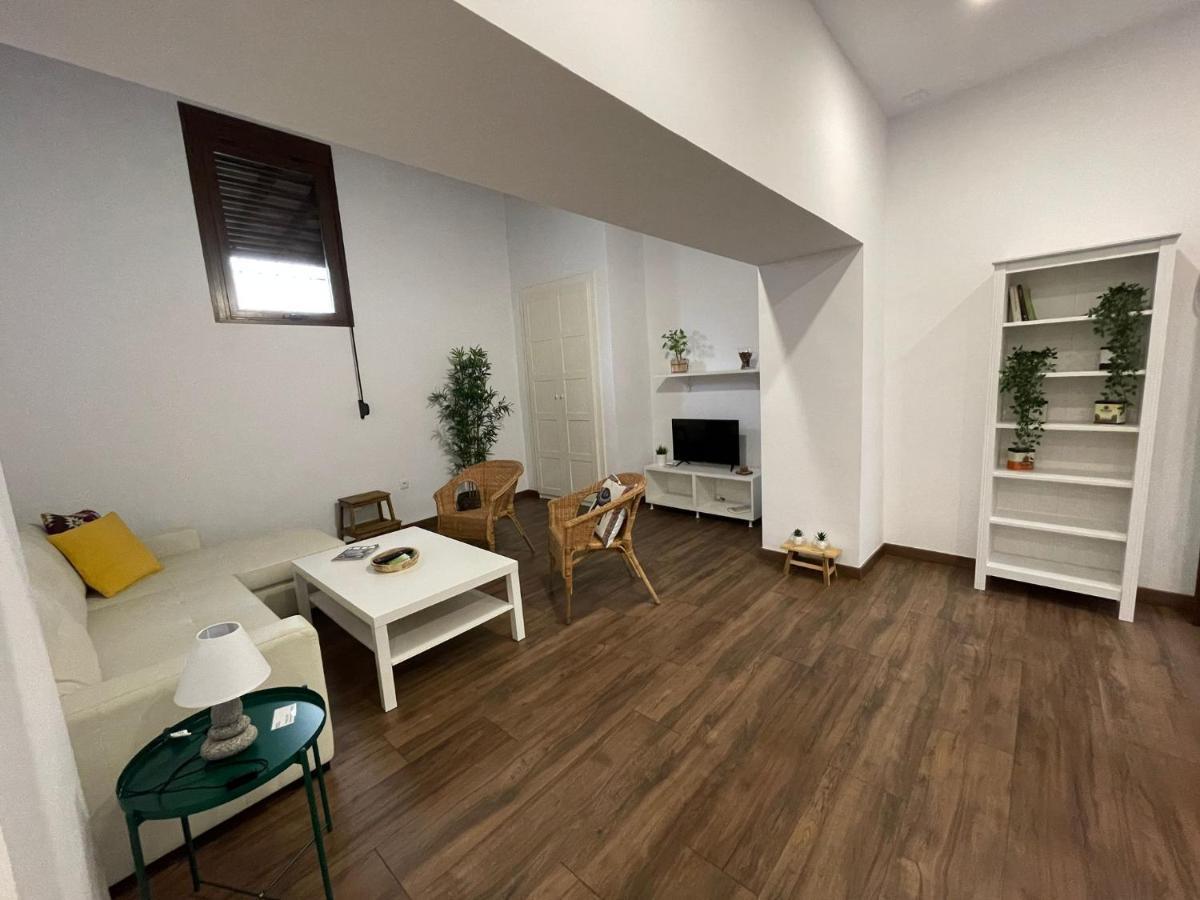 Apartamentos Turisticos Mamelon Jerez de la Frontera Zewnętrze zdjęcie