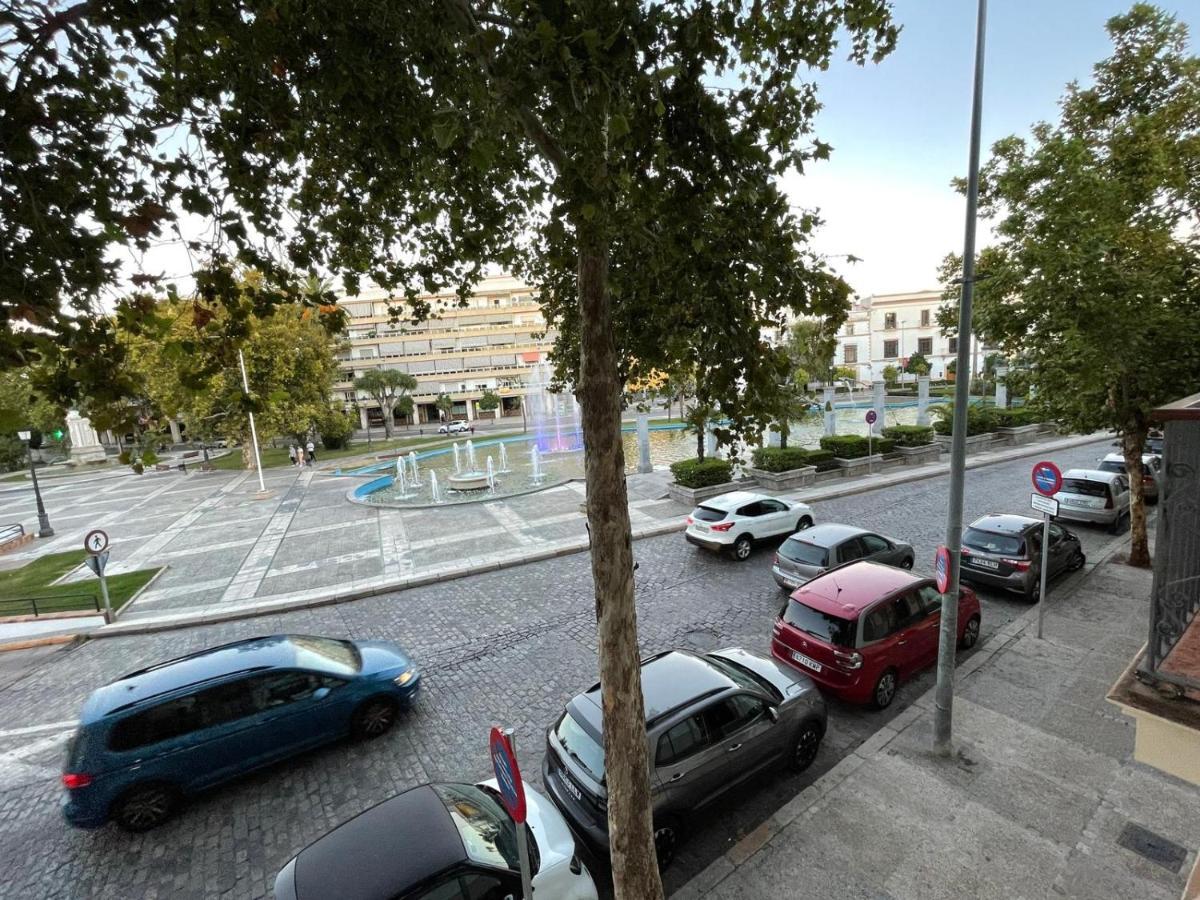 Apartamentos Turisticos Mamelon Jerez de la Frontera Zewnętrze zdjęcie