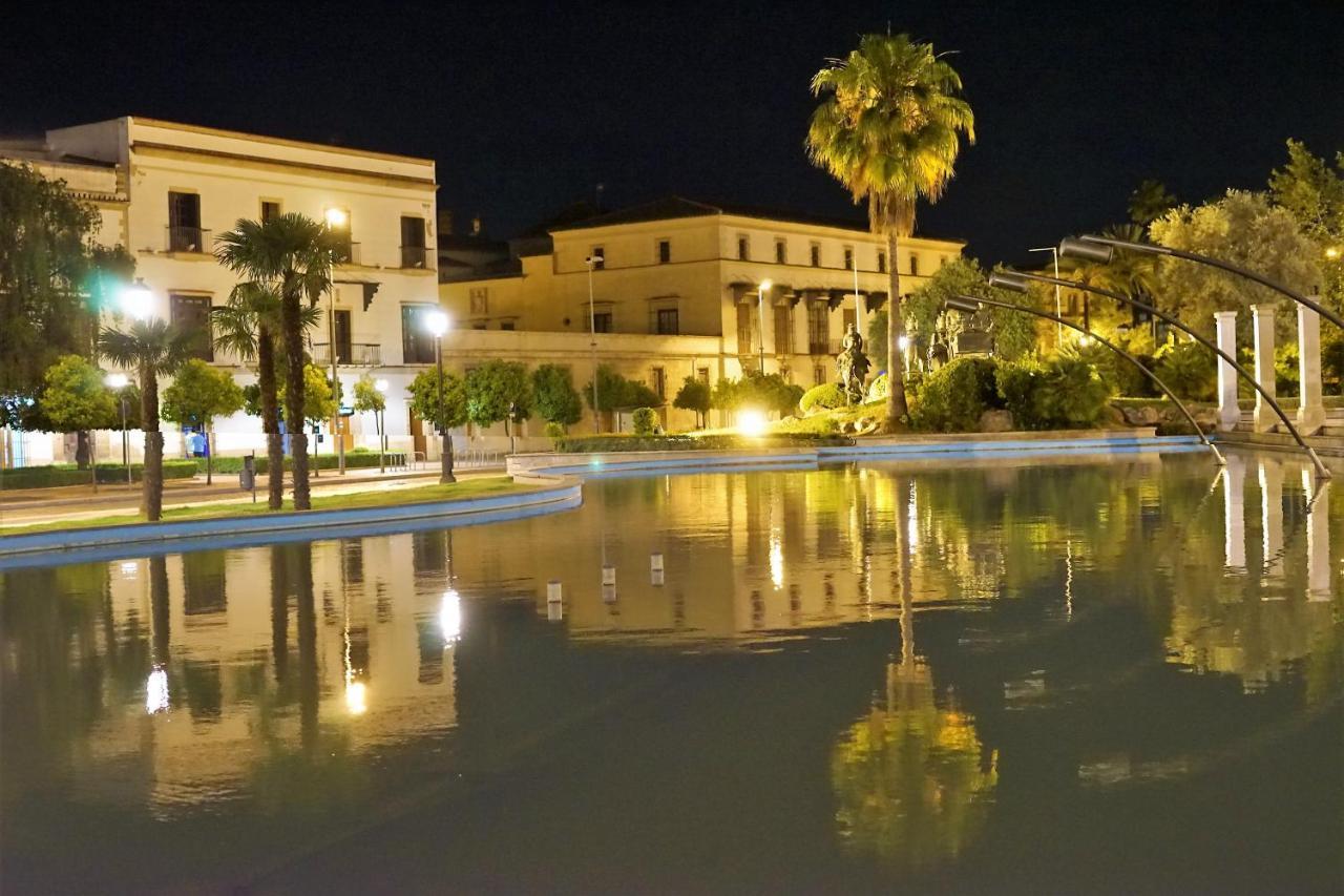Apartamentos Turisticos Mamelon Jerez de la Frontera Zewnętrze zdjęcie